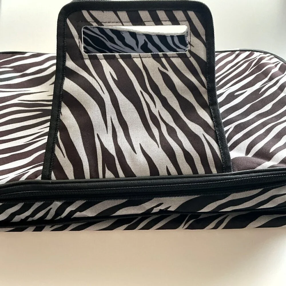 DOUBLE DECKER INSULATED FOOD AND BEVERAGE CARRY BAG ZEBRA PRINT PICNIC, TAILGATE